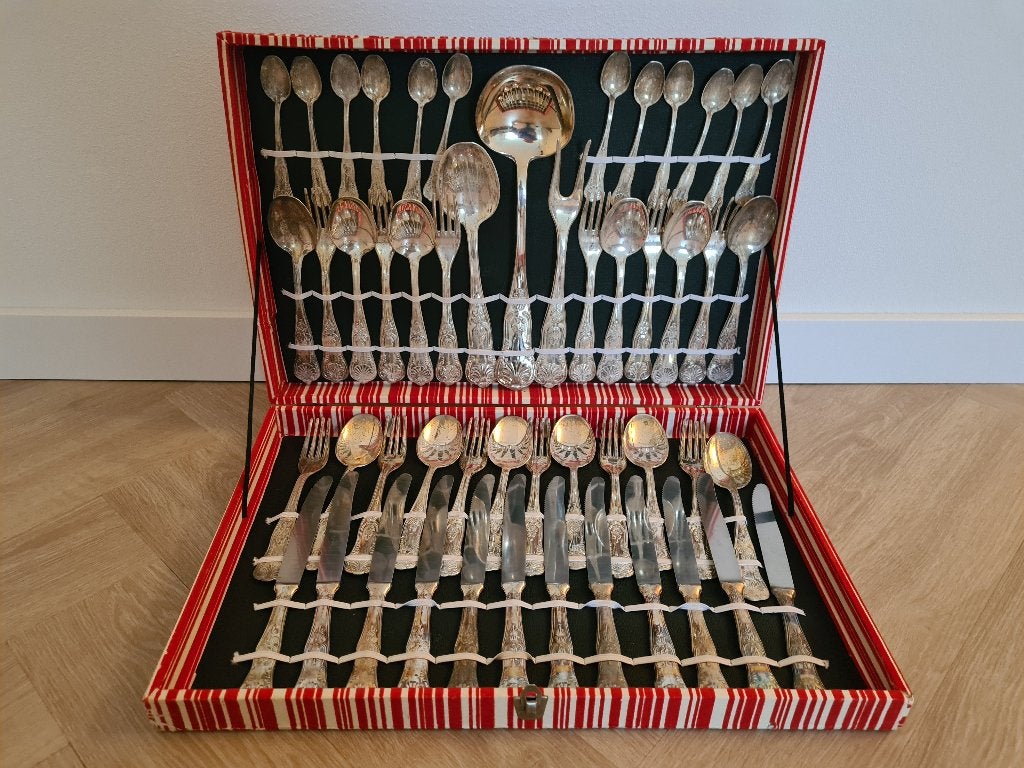 ​​#  # INOX BROCANT VERZILVERD BROCANTE BESTEK DOOS #  #, Antiek en Kunst, Antiek | Bestek, Ophalen