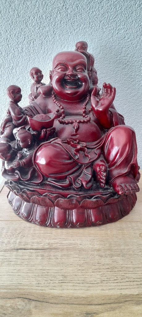 Grote Bordeaux Rode Lachende Boeddha Beeld - 30 cm, Gebruikt, 30 cm, Kunststof, Verzenden