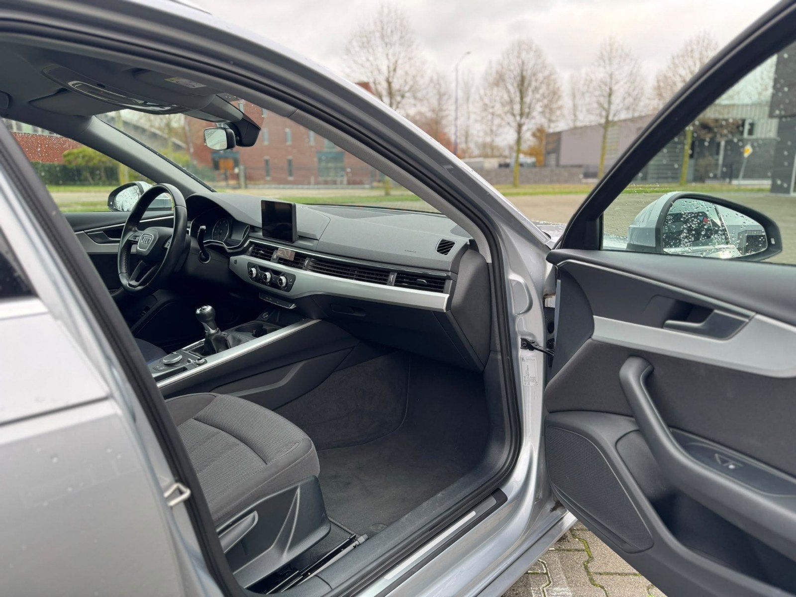 Foto 12 van Audi A4 1.4 Tfsi 150pk 2018 Grijs