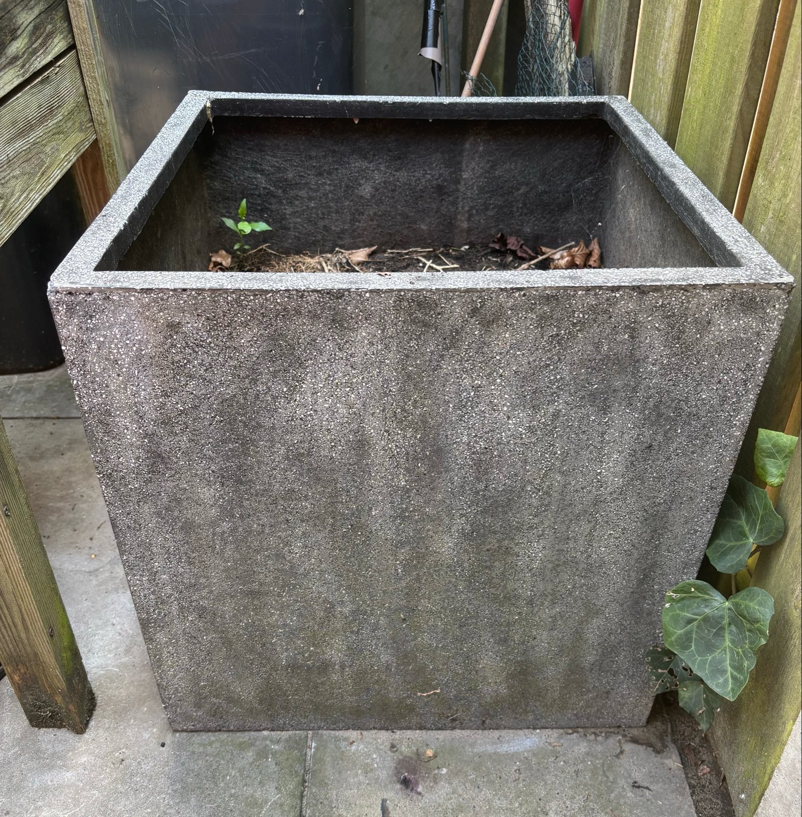 Grote vierkante bloembak granietkleur, Tuin en Terras, Ophalen, Overige materialen, Gebruikt, Vierkant