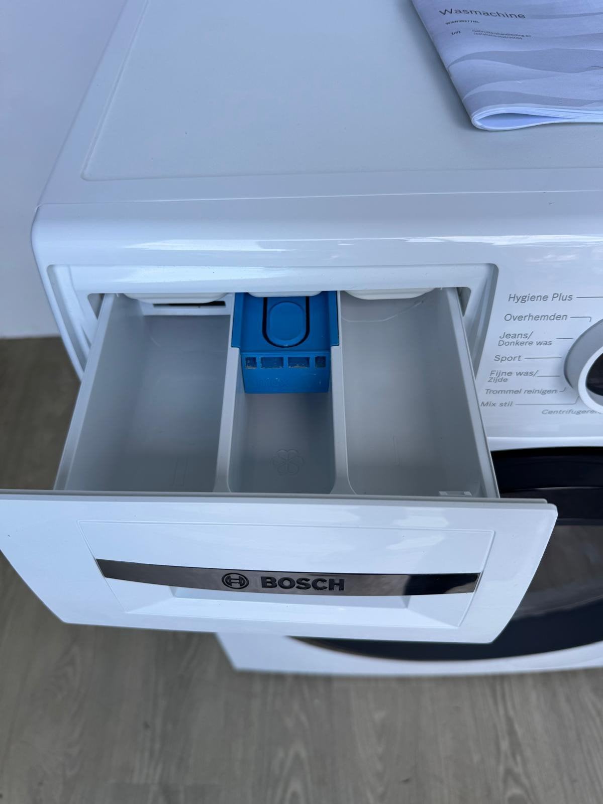 Foto 10 van Bosch wasmachine 8kg 1400 toeren in nieuw staat.