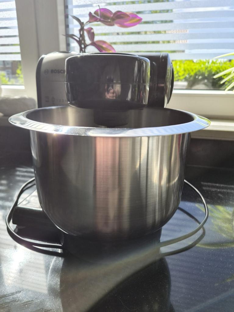 Bosch Keukenmachine met RVS Kom - Zo goed als nieuw, 3 tot 4 liter, Ophalen of Verzenden, Zo goed als nieuw, 3 snelheden of meer