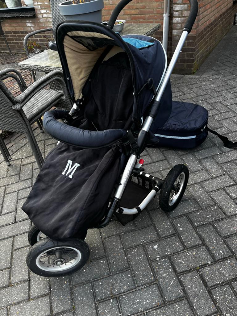 Mutsy 3-wiel kinderwagen/wandelwagen met voetenzak, Kinderen en Baby's, Kinderwagens en Combinaties, Ophalen of Verzenden, Gebruikt