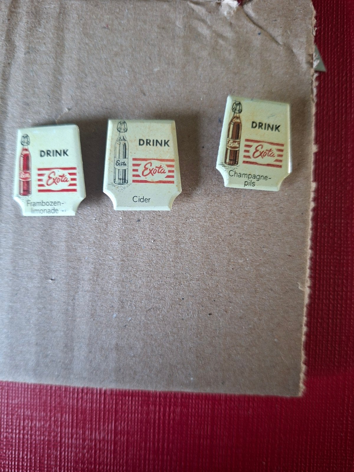 Vintage Exota Speldjes / Pins , drankjes, Verzamelen, Ophalen of Verzenden, Gebruikt, Merk, Speldje of Pin