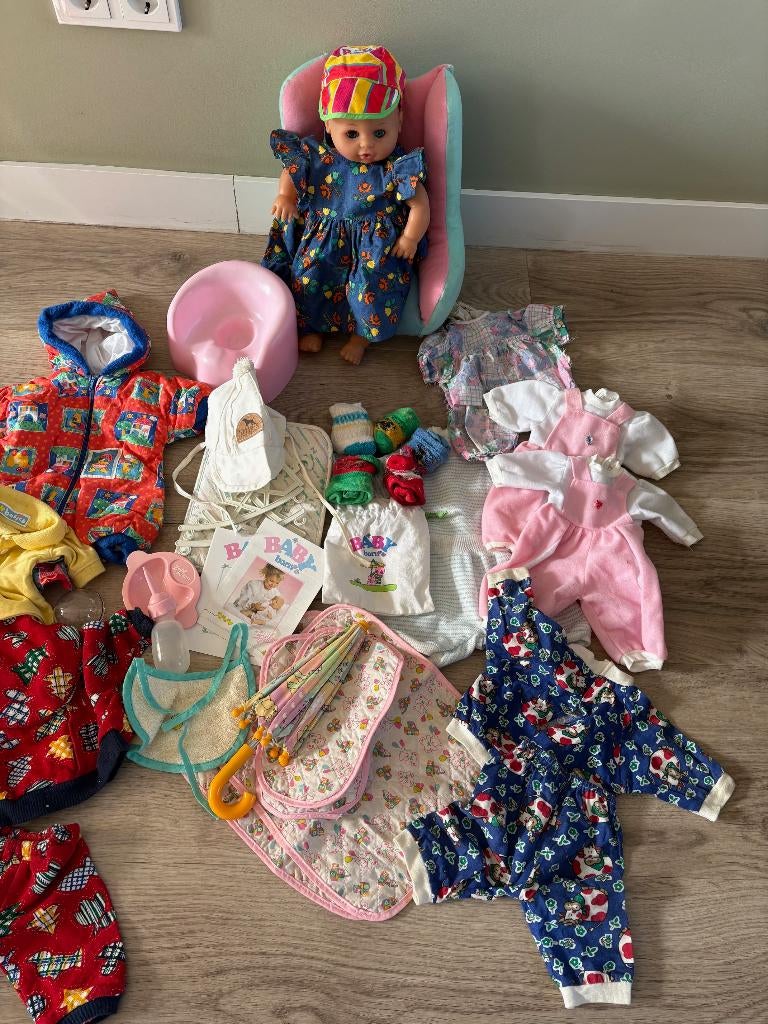 Baby Born en bijbehorende accessoires, Kinderen en Baby's, Speelgoed | Poppen, Ophalen, Gebruikt, Overige typen