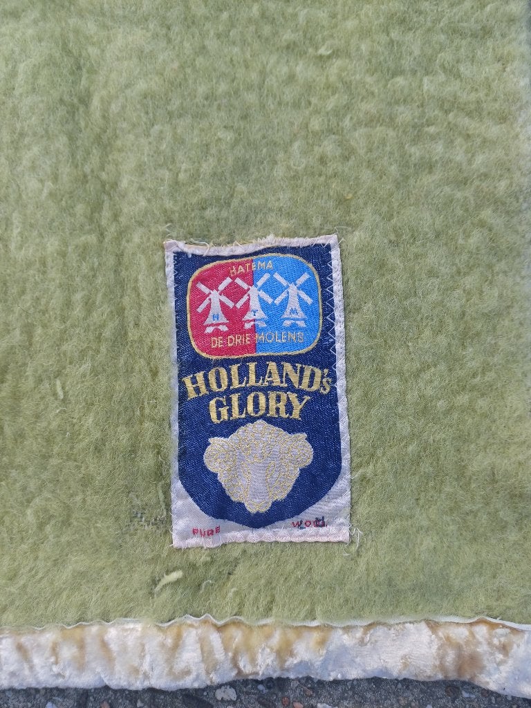 Wollen deken. Afm ca 1.80 x 2.10, 220 cm, Gebruikt, Wol, Ophalen of Verzenden