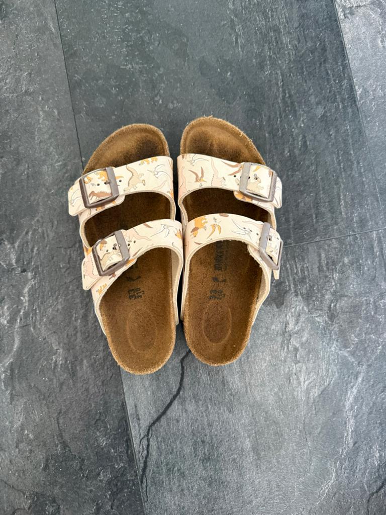 Birkenstock sandalen met print maat 33, Ophalen, Gedragen, Beige, Sandalen of Muiltjes