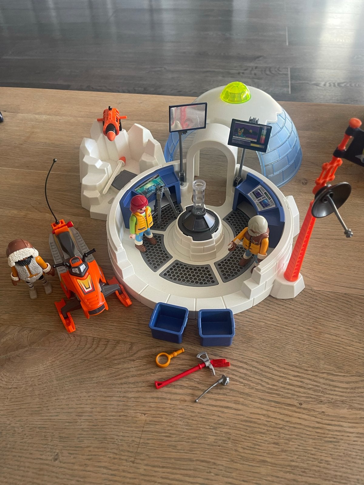 Playmobil Arctische Onderzoeksbasis met Sneeuwscooter, Ophalen, Gebouw, Complete set, Zo goed als nieuw