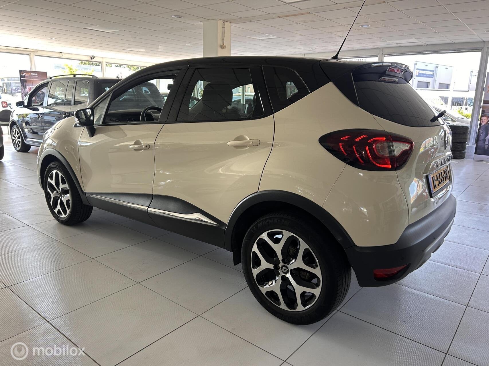 Renault Captur 0.9 TCe Intens, Auto's, Voorwielaandrijving, Stof, Gebruikt, Euro 6