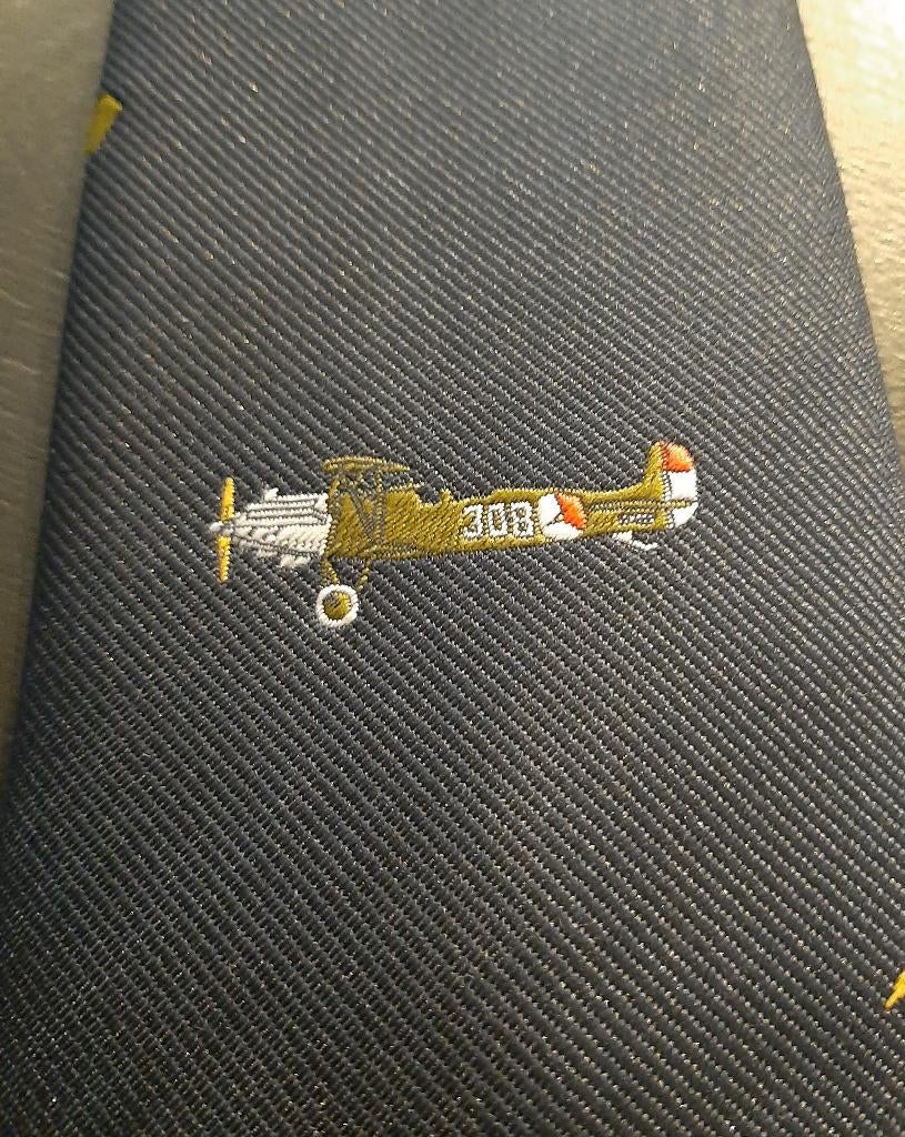 Fokker CV-D vliegtuig stropdas Koninklijke Luchtmacht, Verzamelen, Luchtvaart en Vliegtuigspotten, Ophalen of Verzenden, Overige typen