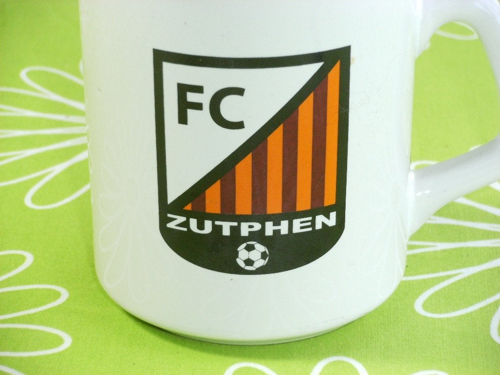 Mok FC Zutphen - Schogetten #, Ophalen of Verzenden, Zo goed als nieuw, Overige binnenlandse clubs, Overige typen