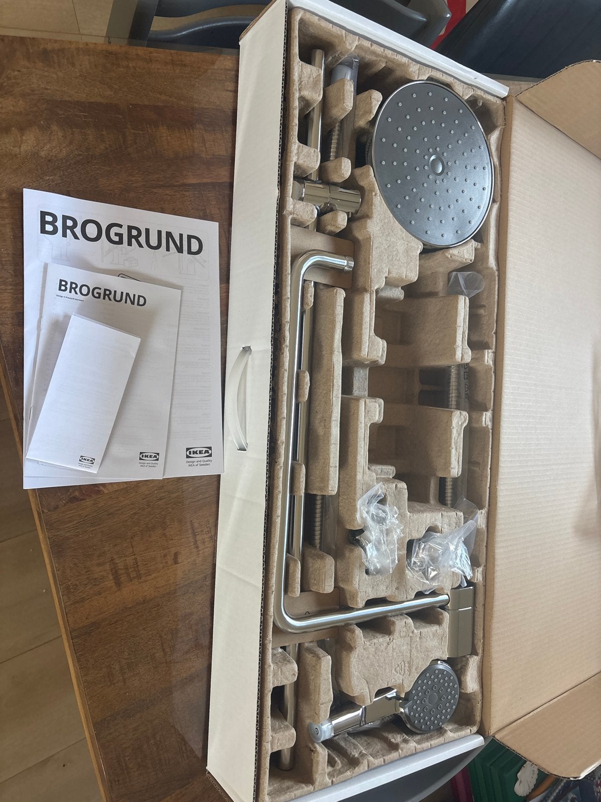 IKEA BROGRUND Douchesysteem (zonder mengkraan), Doe-het-zelf en Verbouw, Ophalen of Verzenden, Nieuw, Chroom, Douche