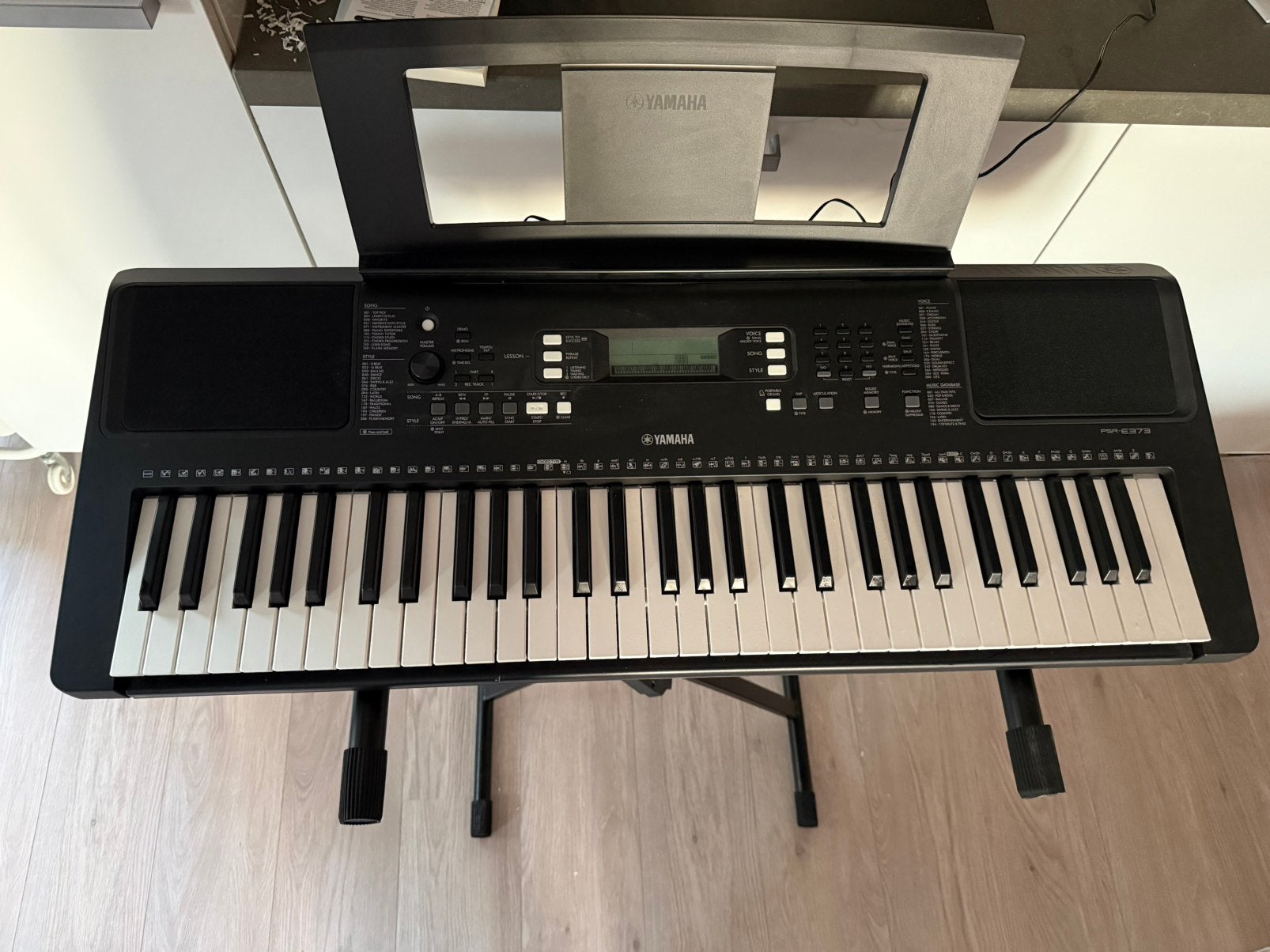 YAMAHA PSR E373 met standaard, Ophalen, Yamaha, Overige aantallen, Zo goed als nieuw