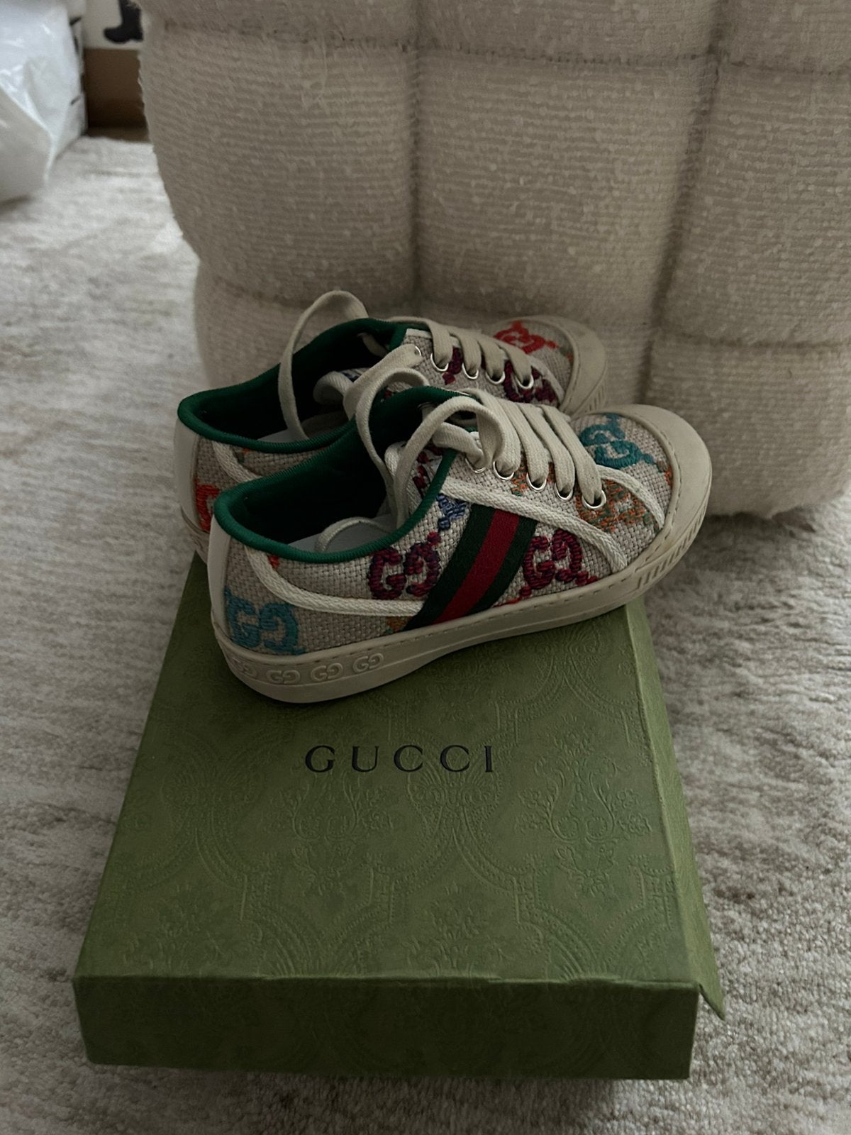 Gucci kinderschoentjes maat 28, Kinderen en Baby's, Ophalen of Verzenden, Zo goed als nieuw, Jongetje of Meisje, Schoentjes