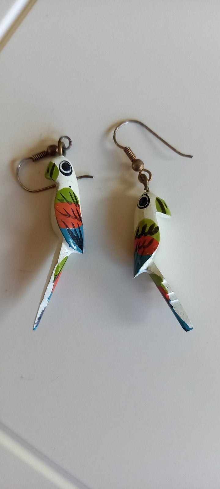 Leuke oorbellen in de vorm van papegaaien, Overige materialen, Overige kleuren, Ophalen of Verzenden, Hangers