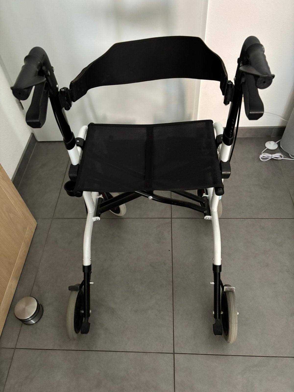 Rollator en rolstoel tegelijk‼️Luchtbanden, Diversen, Ophalen, Gebruikt