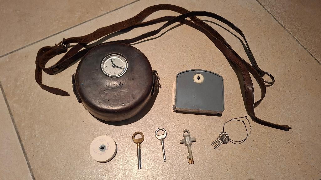 Bürk Nachtwakersklok / Wachteruhr / Stechuhr compleet 2, Ophalen of Verzenden