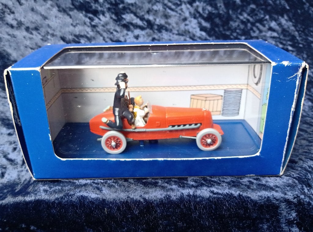 Kuifje auto No. 2 De rode racewagen [De sigaren v/d Farao], Hobby en Vrije tijd, Ophalen of Verzenden, Zo goed als nieuw, Auto