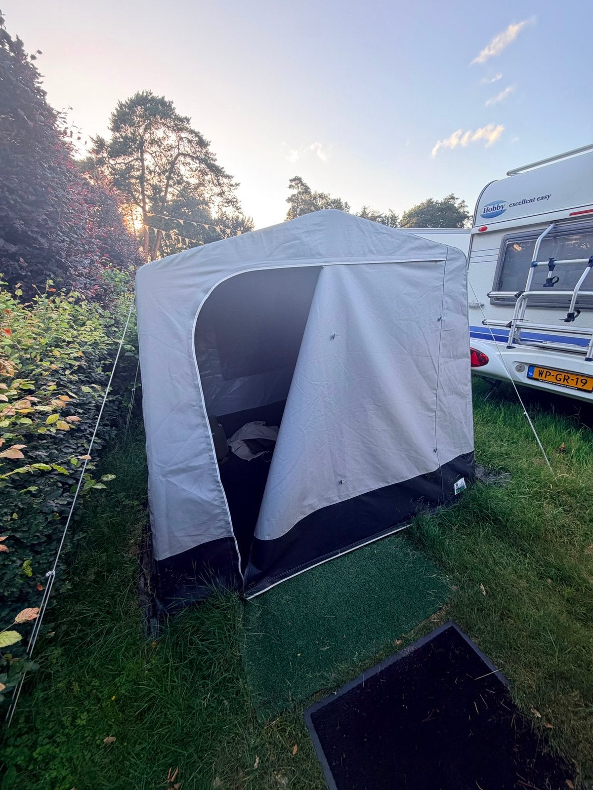 Opslag tent, Ophalen, Zo goed als nieuw