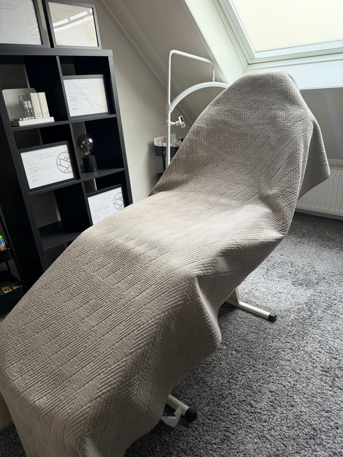 Schoonheidssalon stoel/ massage tafel/ behandelings bank., Ophalen, Zo goed als nieuw, Massagestoel of Kussen