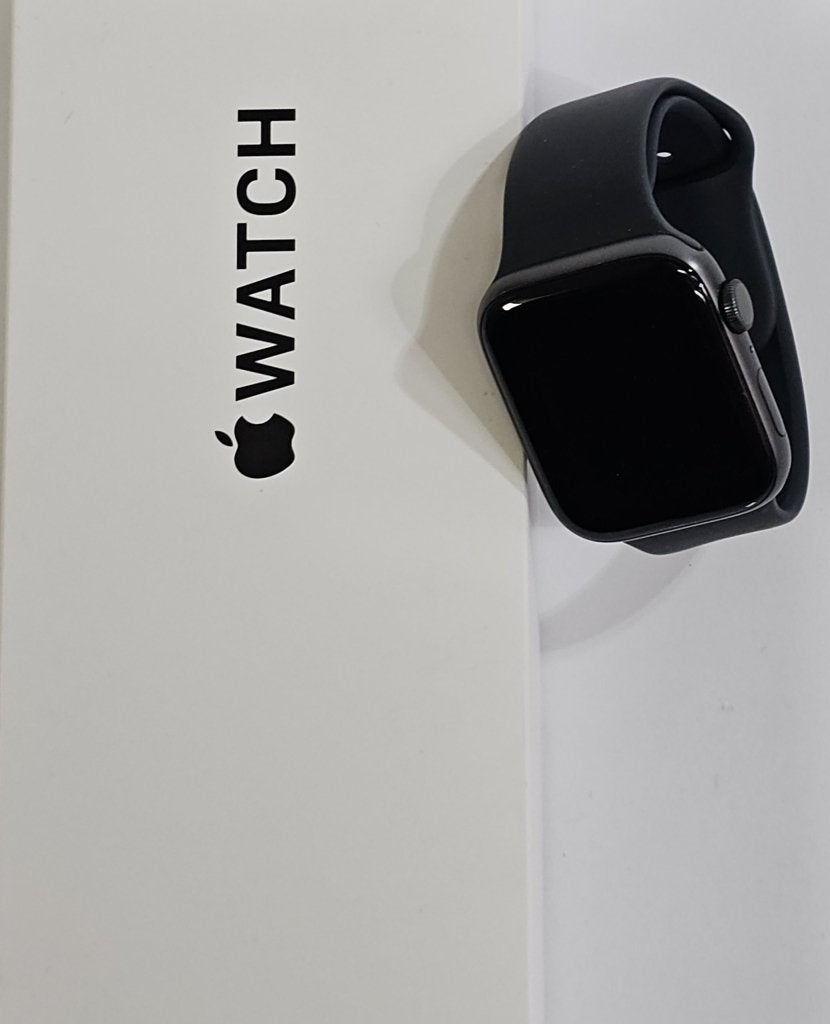Apple Watch SE- 44mm - Zwart - 89% - Band M/L | Tweedehands, Computers en Software, Gebruikt, Apple Distribution International
