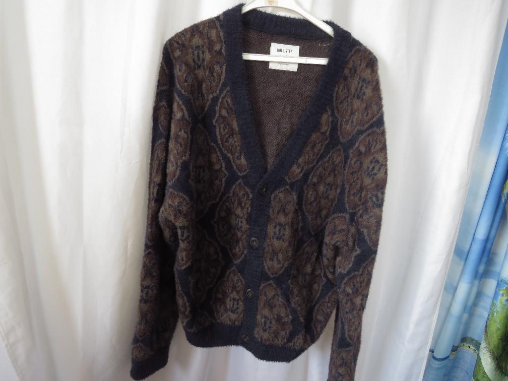 blauw bruin grijs vest boxy fuzzy mt M Hollister, Overige kleuren, Maat 48/50 (M), Ophalen of Verzenden, Gedragen
