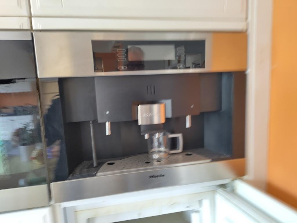 Miele Inbouw Koffieautomaat CVA4085 - Schoon en Werkend, Ophalen, Gebruikt, 10 kopjes of meer, Koffiemachine