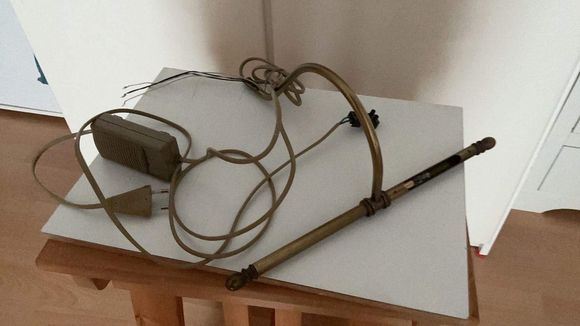 Koperen lampje voor b.v op een boekenkast of schilderij, Ophalen of Verzenden, Gebruikt