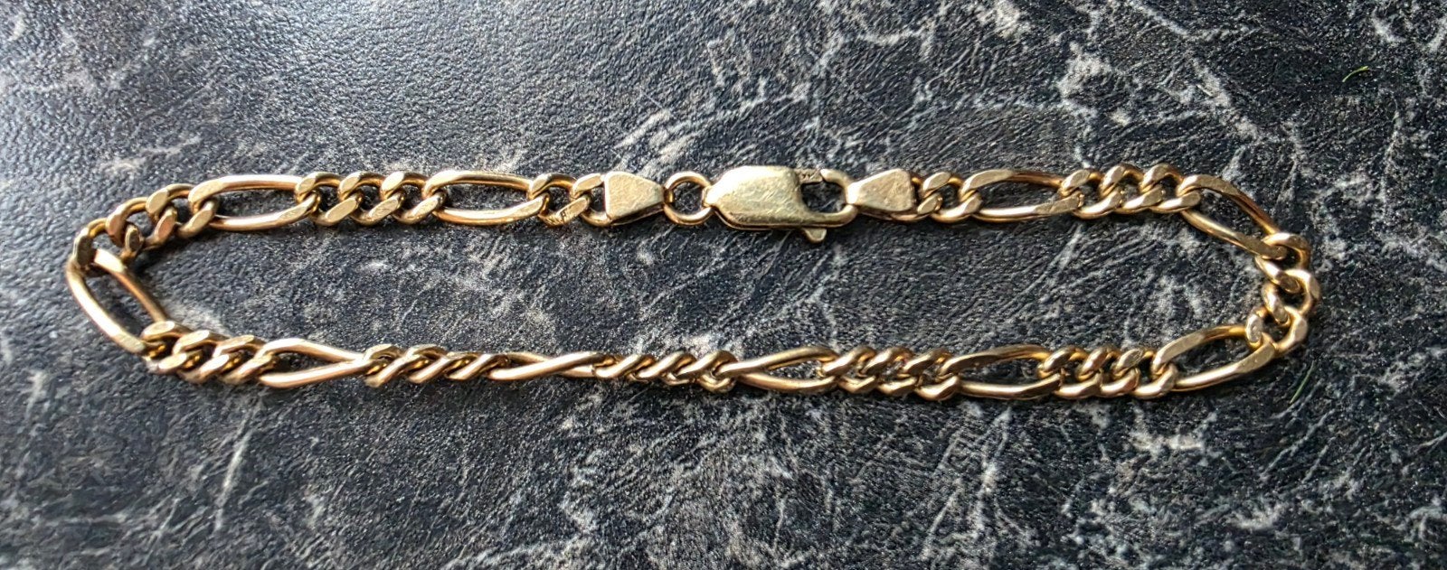 Gouden armband 14 karaat

Lengte 22 cm

Gewicht 11 gram

De, Verzenden, Zo goed als nieuw, Goud, Goud