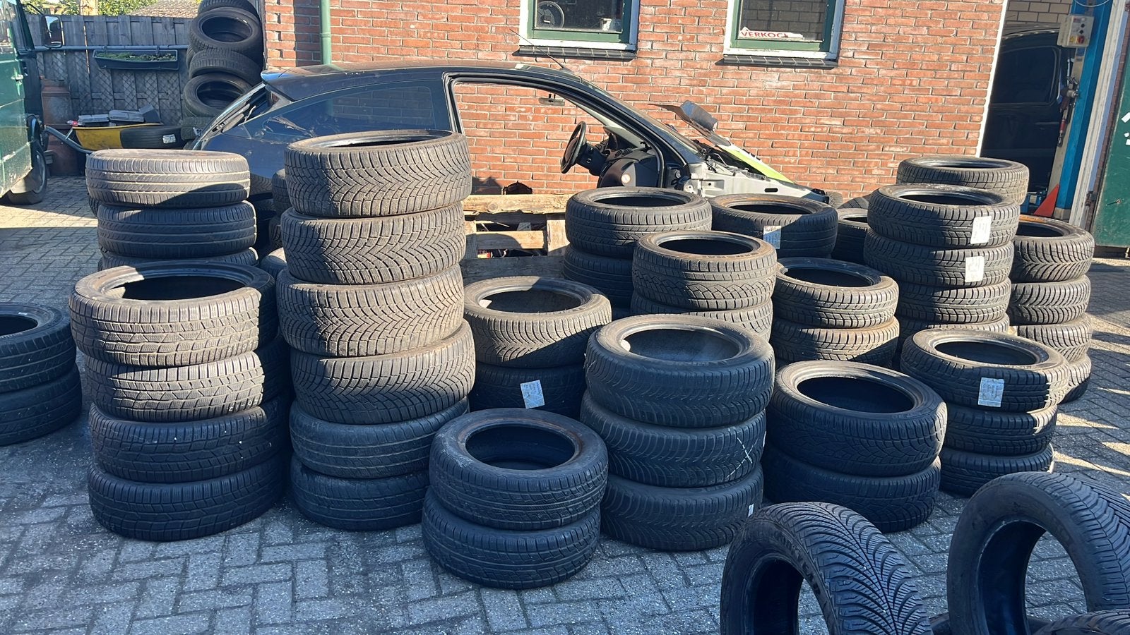 Gezocht afneemer voor banden voor export grote partijen, Auto-onderdelen, Ophalen, 18 inch, Zomerbanden, Band(en)