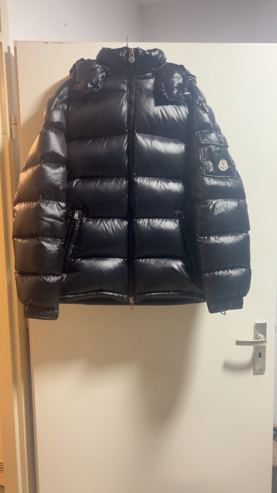 Moncler maya size 4, Kleding | Heren, Jassen | Winter, Ophalen of Verzenden, Zo goed als nieuw, Zwart