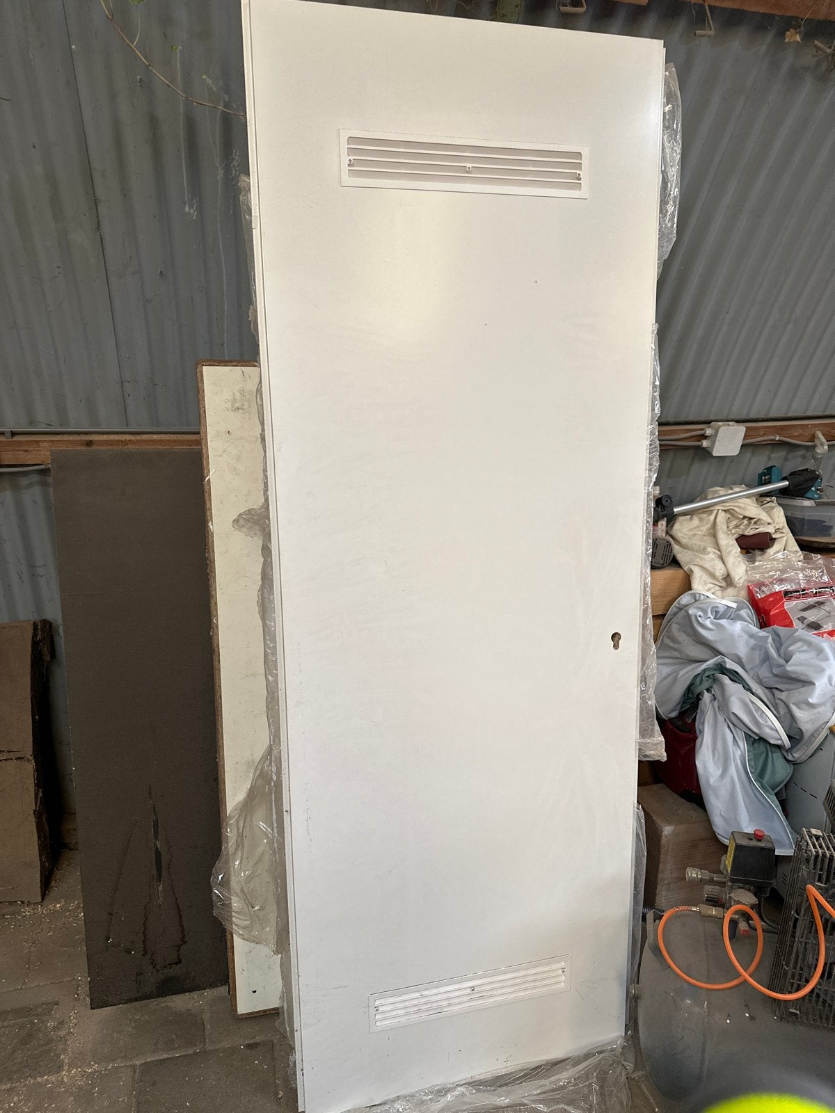 Witte opdek meterkast deuren met ventilatieroosters (6 stuks, Ophalen, Gebruikt, Minder dan 80 cm, Binnendeur