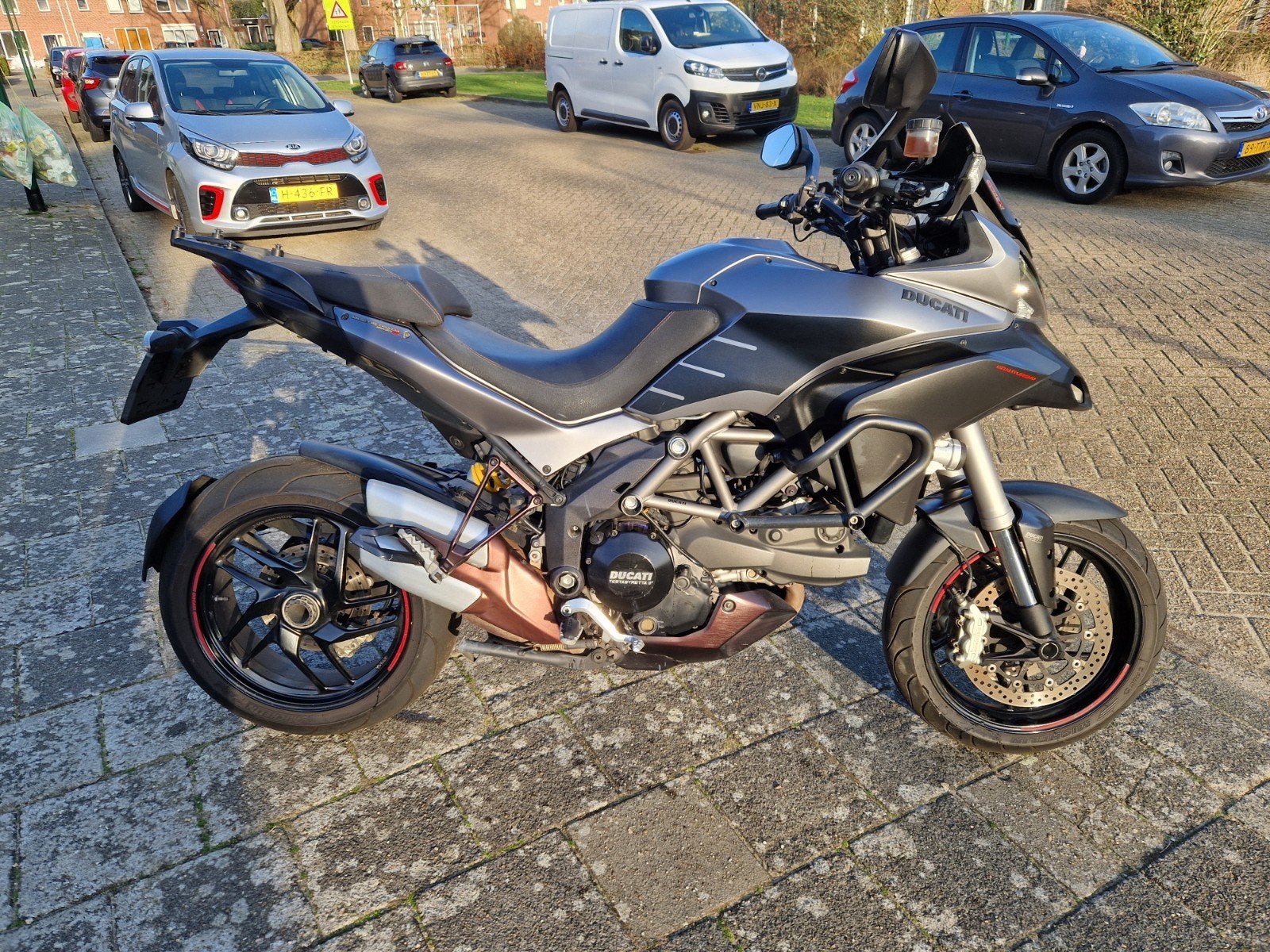 Ducati Multistrada 1200 S Touring, 2 cilinders, Occasion, Motorrijbewijs A, Particulier