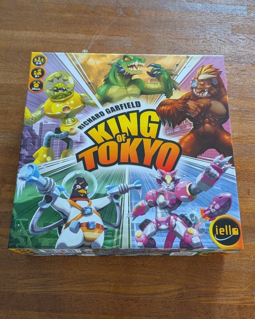 King of Tokyo bordspel, Vijf spelers of meer, Ophalen of Verzenden, Zo goed als nieuw, IELLO