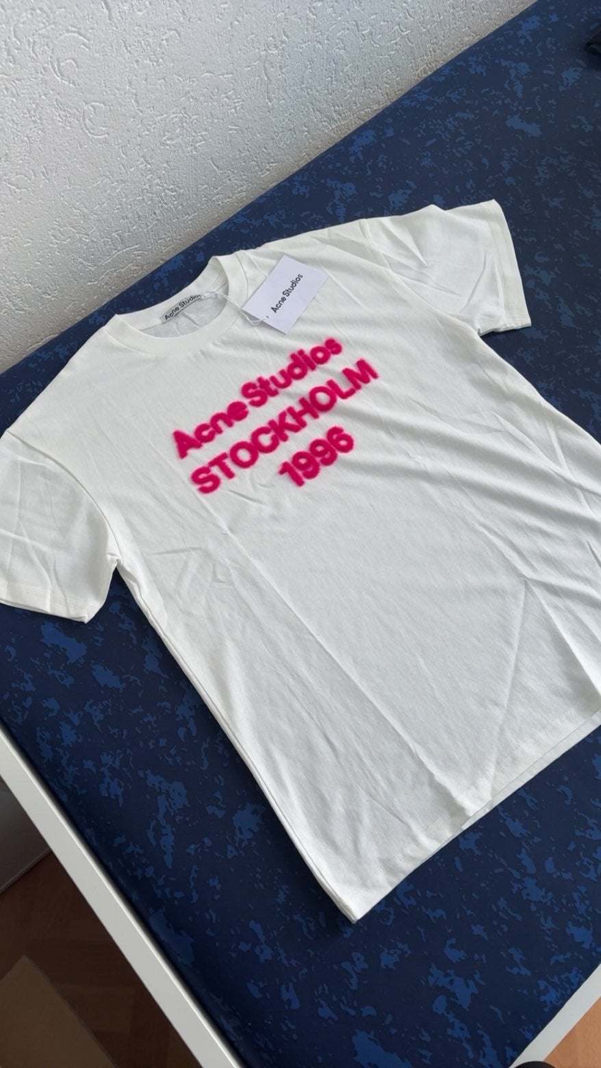 Acne Studios Stockholm 1996 T-shirt - Nieuw, Kleding | Dames, Wit, Nieuw, Ophalen of Verzenden, Korte mouw