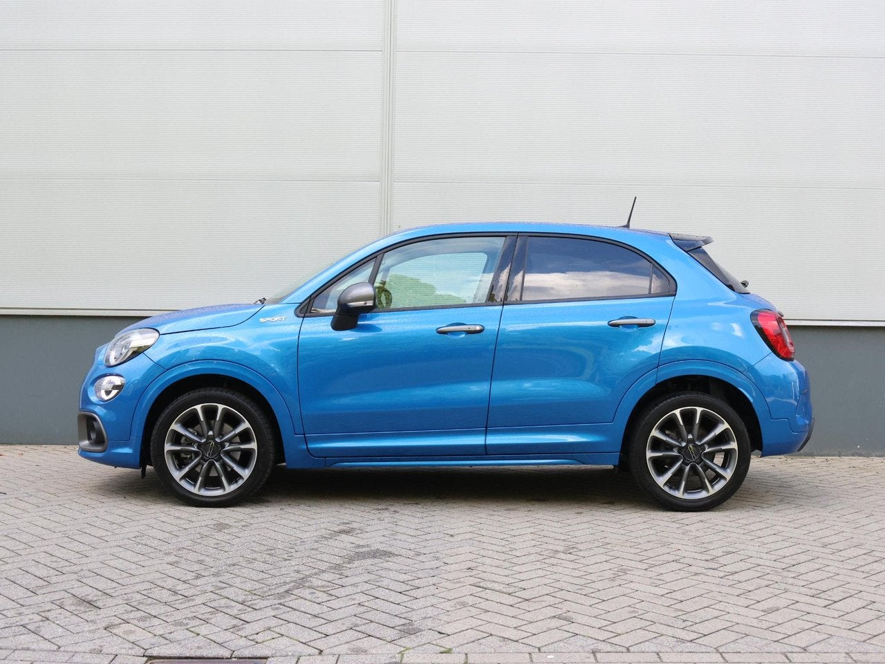 Fiat 500X 1.5 130pk Hybrid Sport | Navigatie | Camera | Stoe, Auto's, 1380 kg, Gebruikt, 4 cilinders, Blauw