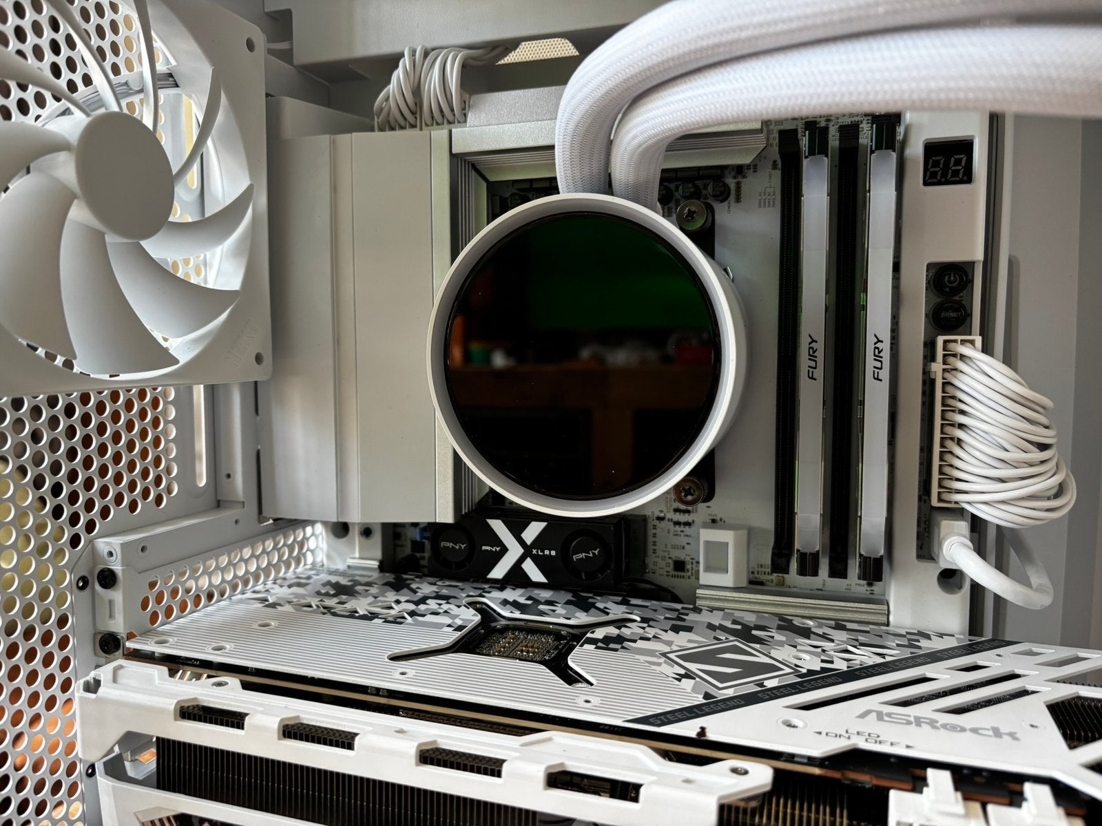 NZXT Kraken, Ophalen of Verzenden, Nieuw, Waterkoeling