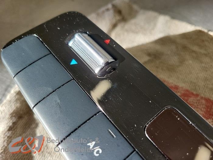 Airco bedieningspaneel van een Mercedes Sprinter, Gebruikt, -, Ophalen of Verzenden, -