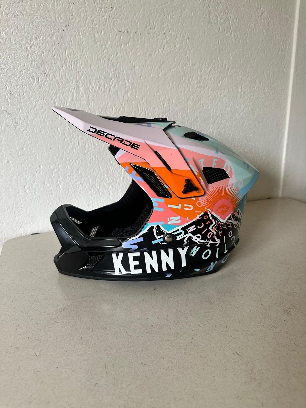 Kenny Decade Sunrise Xxs BMX Helm, Ophalen