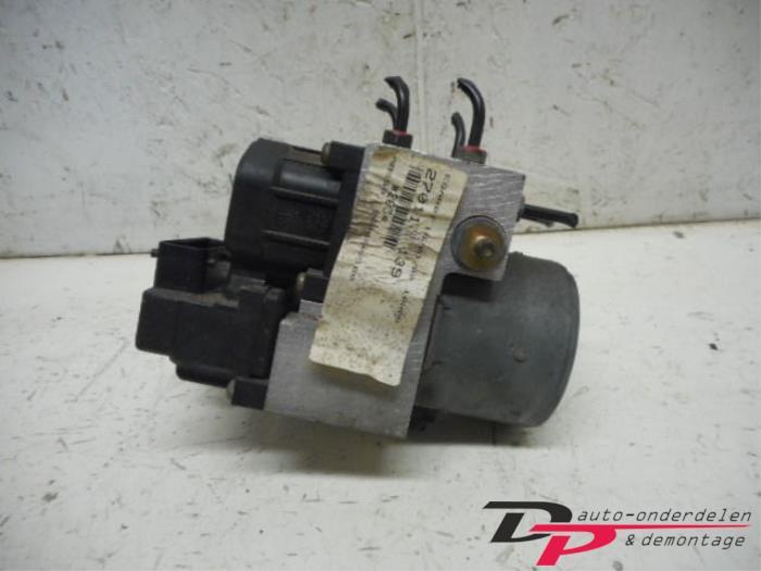 ABS Pomp van een Peugeot 306, Gebruikt, -, -, Ophalen of Verzenden