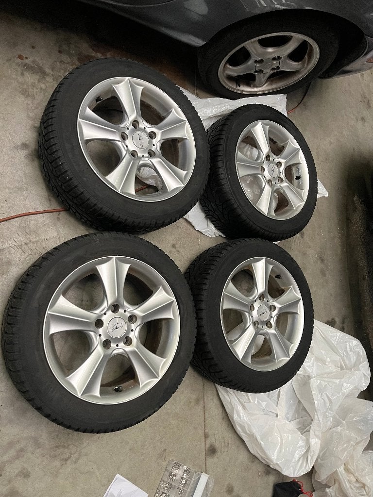 Winterbanden 205-50-16 5x114.3 16 Inch o.a. Mazda MX5 NC, Auto-onderdelen, Ophalen, Gebruikt, 16 inch, Band(en)