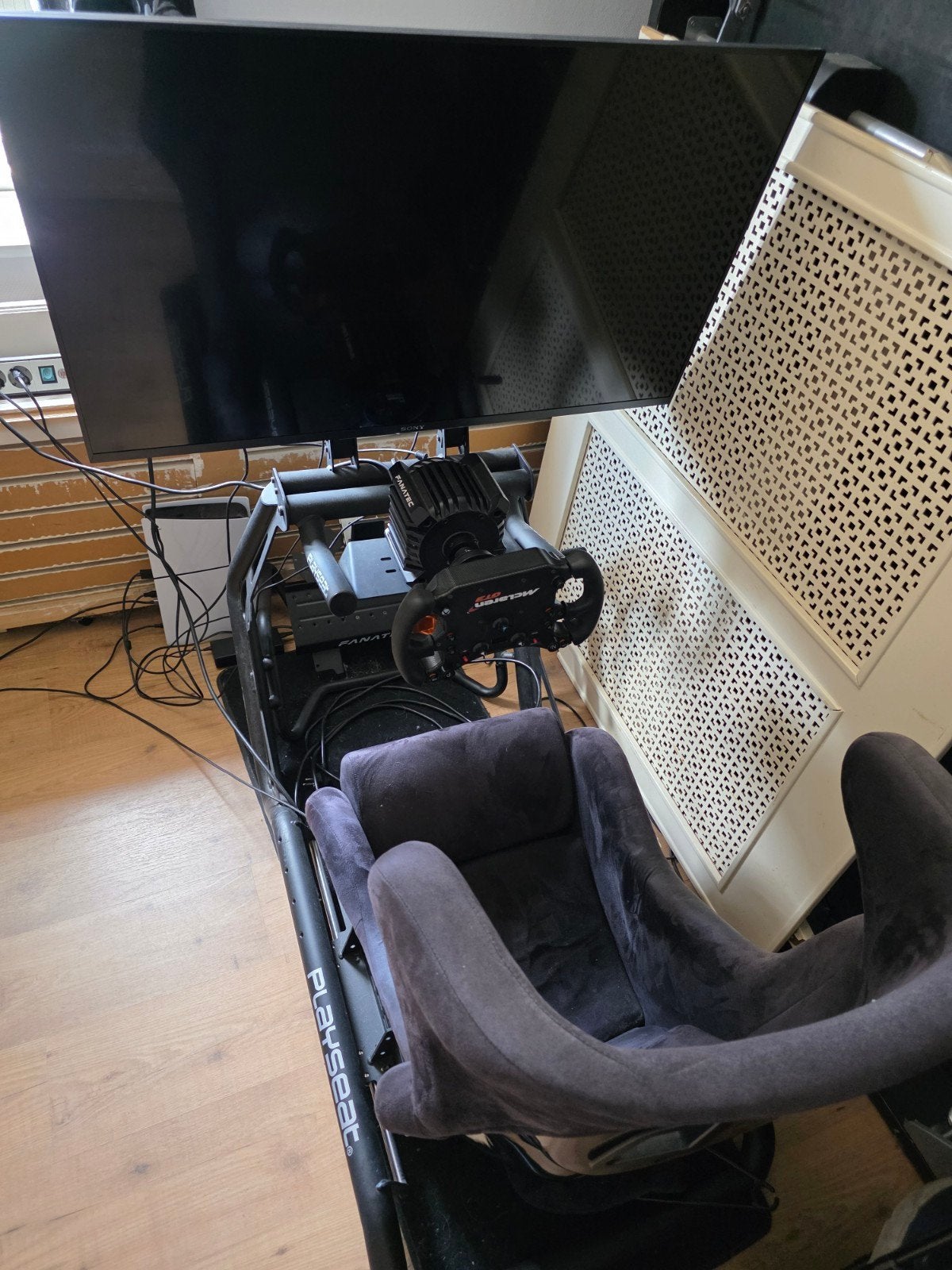 Playseat sensation pro met fanatec GT DD Pro 8NM + TV Sony, Spelcomputers en Games, Ophalen, Zo goed als nieuw, Stuur of Pedalen