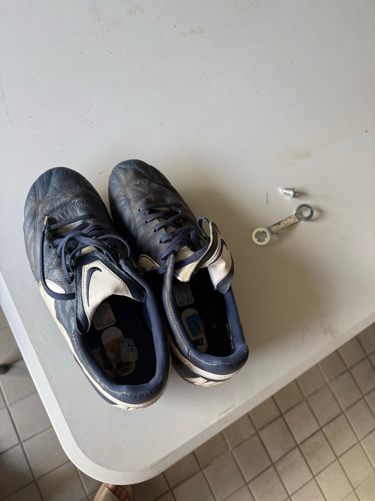 Nike voetbalschoenen maat 42, Sport en Fitness, Voetbal, Ophalen of Verzenden, Gebruikt, Schoenen