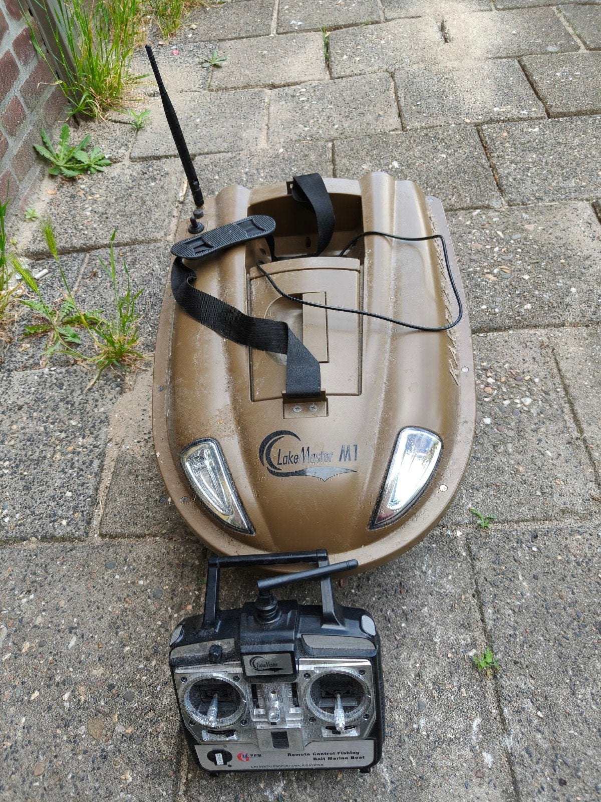 LakeMaster M1 voerboot - Werkt perfect, nieuwe accu nodig, Ophalen, Zo goed als nieuw, Overige typen