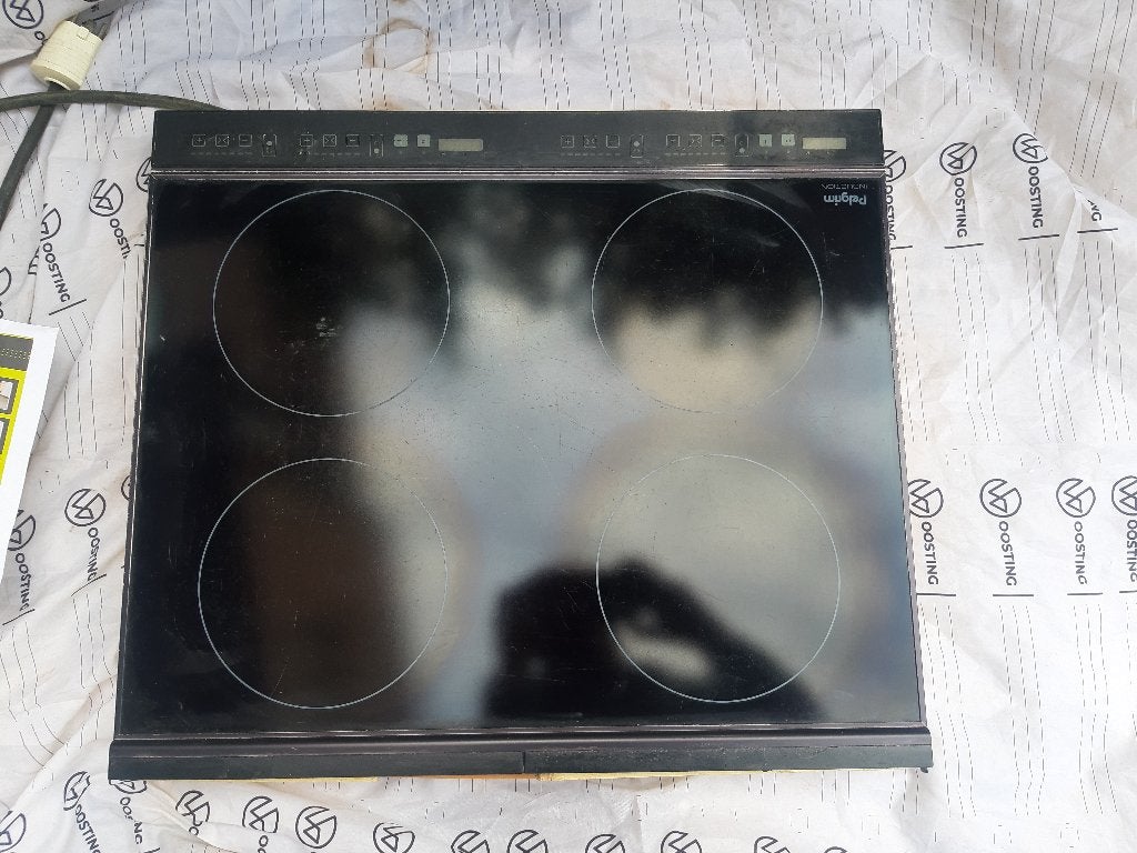 Pelgrim 4-pits inductiekookplaat type: IDK605, zwart, 2 soot, Witgoed en Apparatuur, Kookplaten, Ophalen, Gebruikt, 4 kookzones