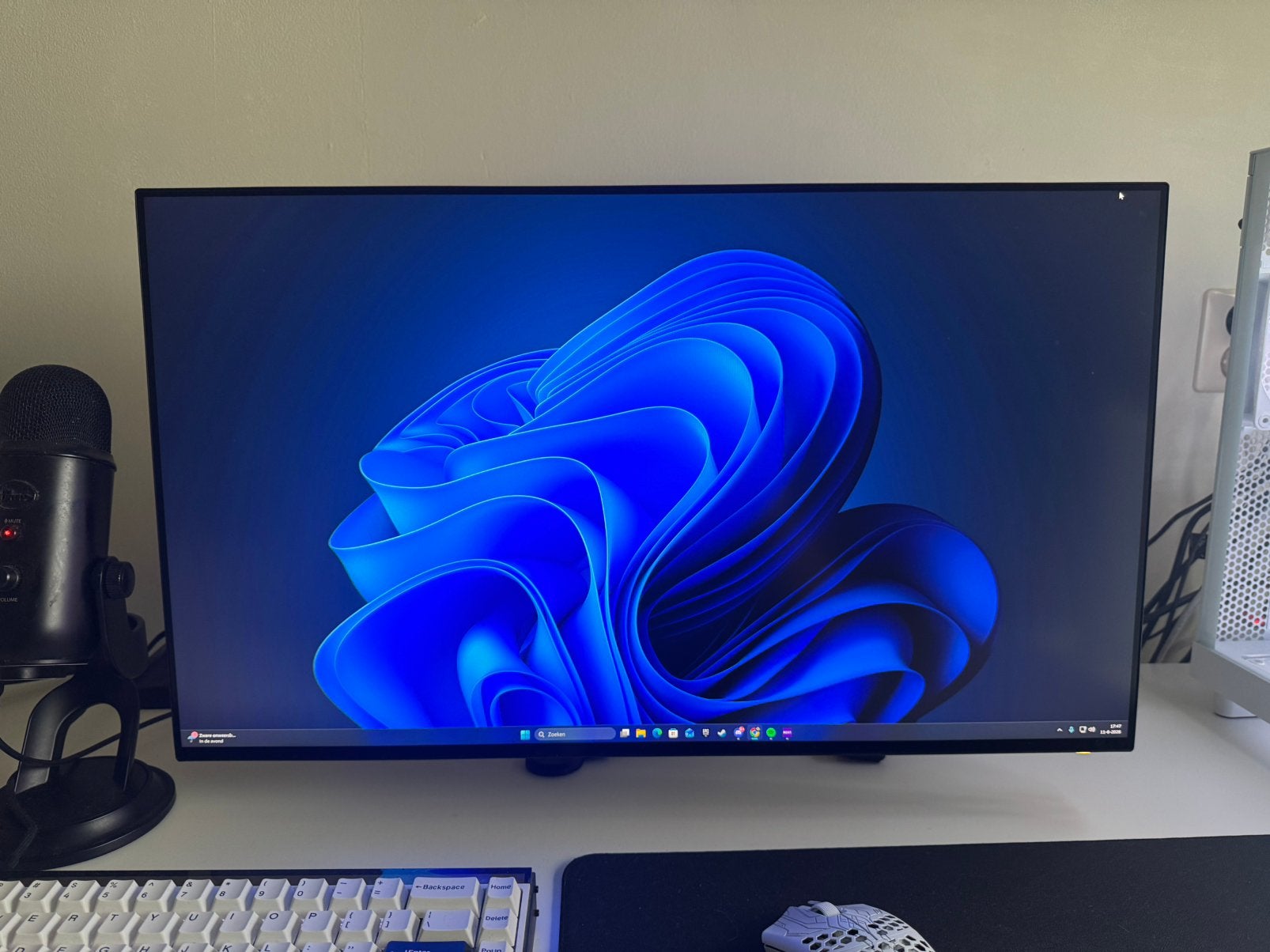 Alienware AW2723DF 27” Quad HD 280hz Nano IPS Gaming monitor, Computers en Software, Monitoren, IPS, In hoogte verstelbaar, Minder dan 1 ms