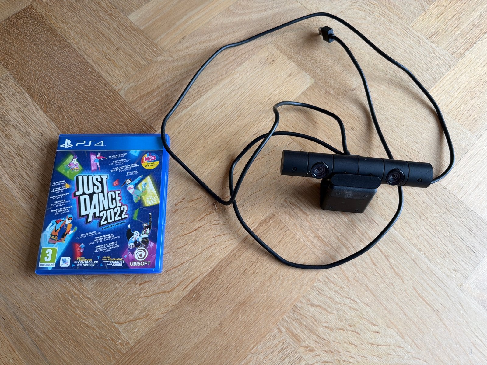 PlayStation Camera met Just Dance 2022 (PS4), Muziek, Eén computer, Ophalen of Verzenden, Zo goed als nieuw