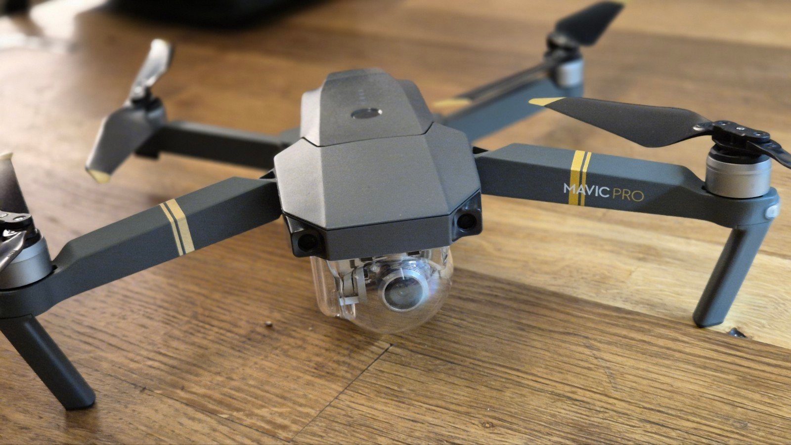 DJI Mavic Pro Fly More Combo - Complete set, 250 tot 900 gram, Cameradrone, 5 tot 10 kilometer, DJI