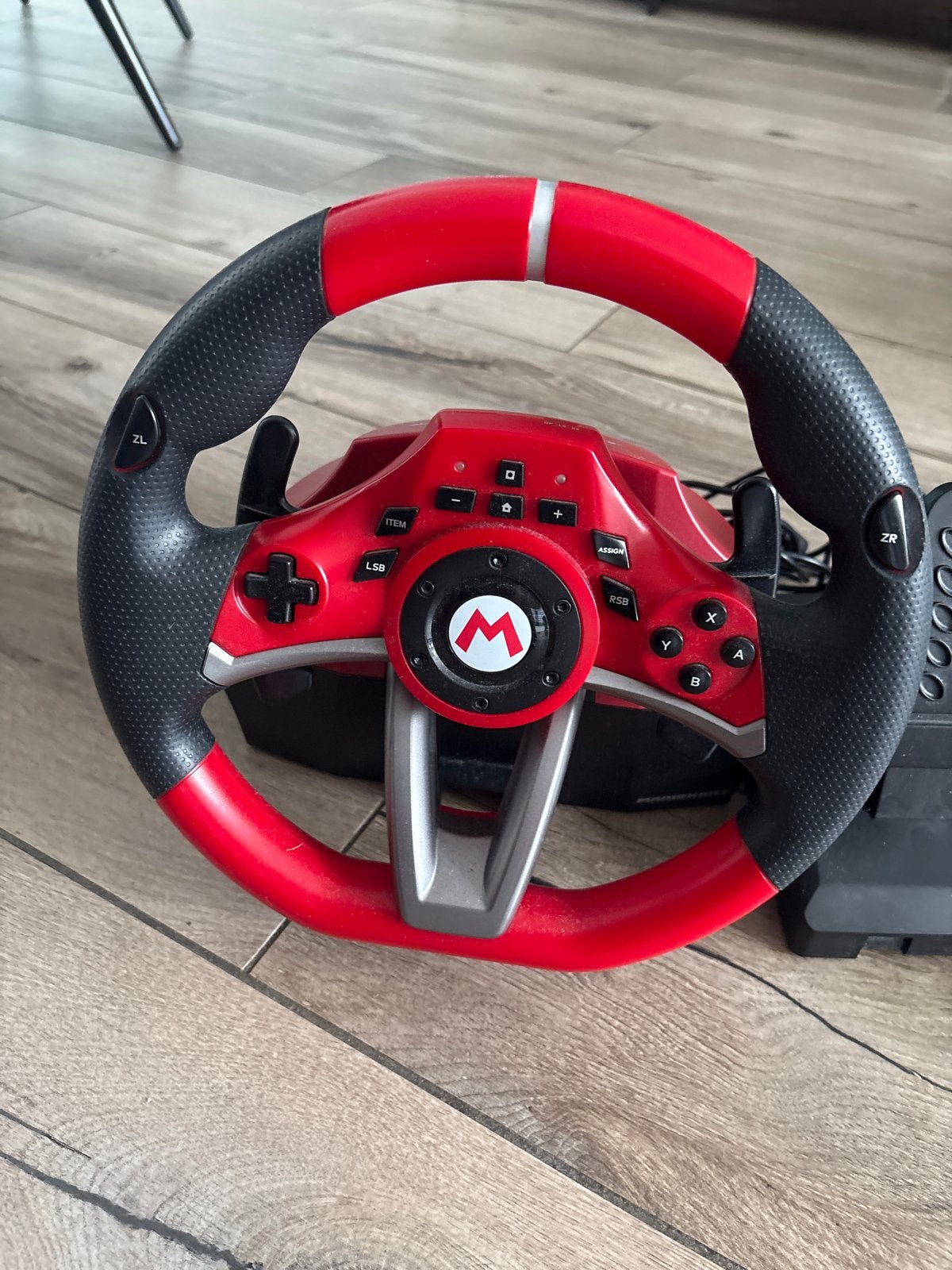 Hori Mario Kart Racestuur en Pedalen voor Nintendo Switch, Spelcomputers en Games, Ophalen, Racestuur, Gebruikt, Nintendo