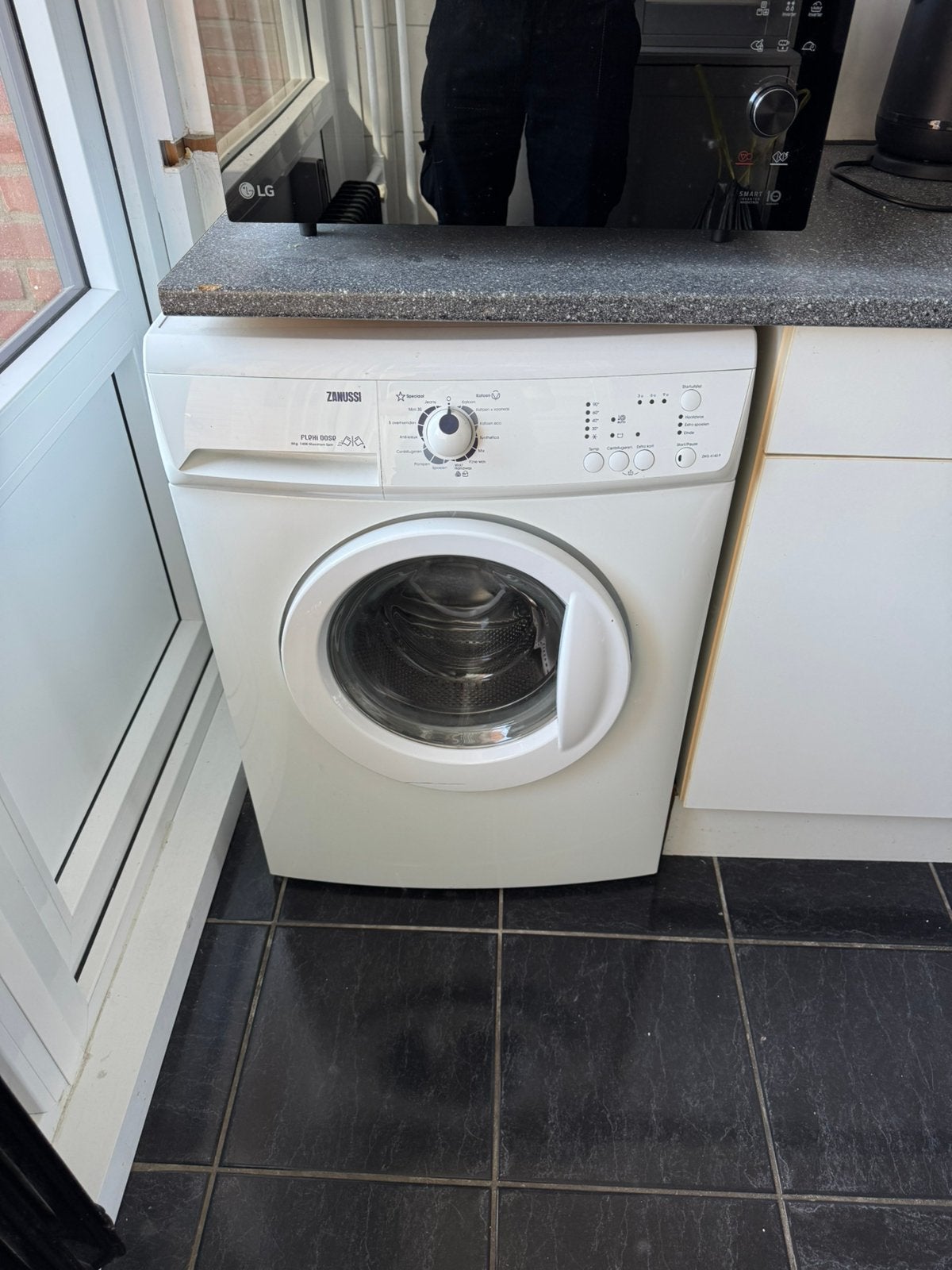 Zanussi ZWG 6140 P wasmachine – 6 kg – 1400 toeren, Ophalen, 1200 tot 1600 toeren, 4 tot 6 kg, Zo goed als nieuw